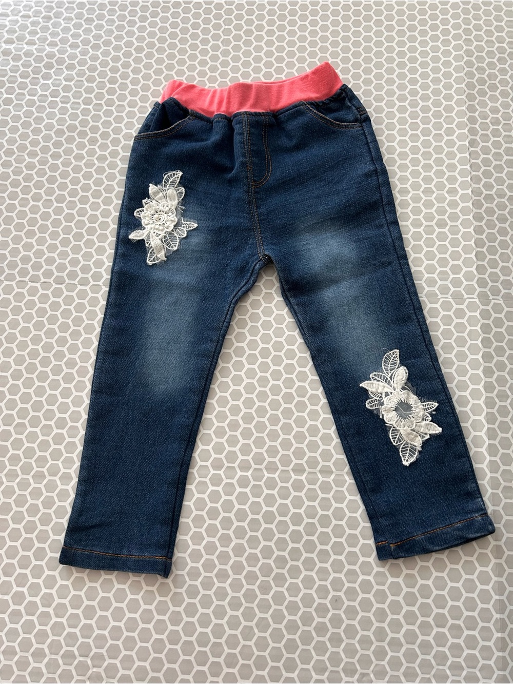 Navy Denim 3-Piece Outfit with White Floral Lace. Size 3T - Picture 10 of 11